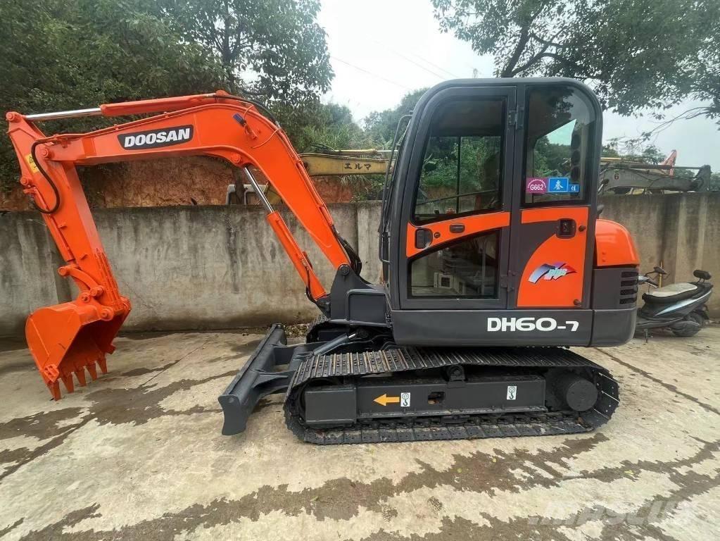 Doosan DH 60-7 Mini Escavadoras <7t