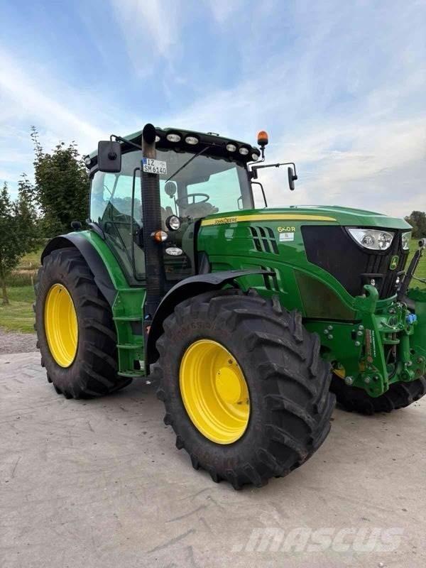 John Deere 6140R Tratores Agrícolas usados