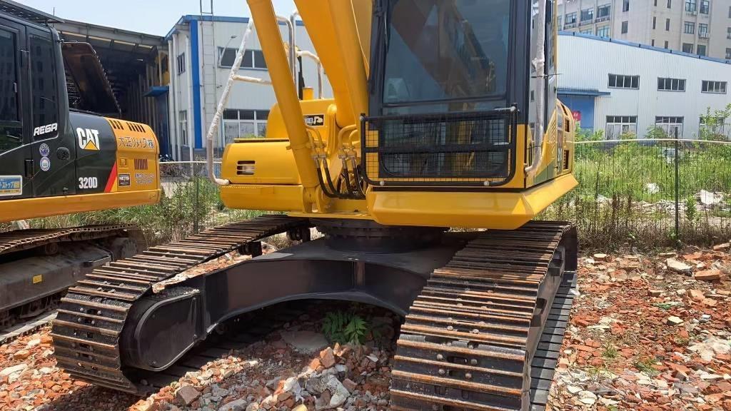Komatsu PC 210 LC Escavadoras de rastos