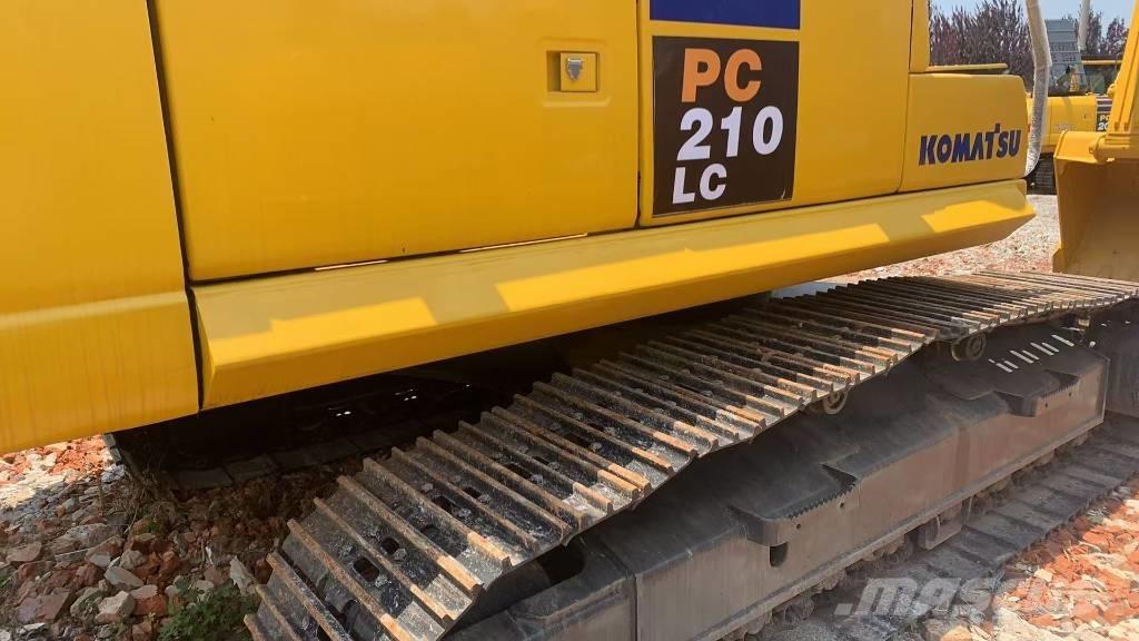 Komatsu PC 210 LC Escavadoras de rastos