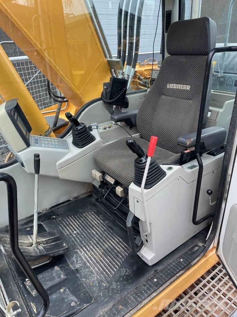 Liebherr R914 Escavadoras de rastos