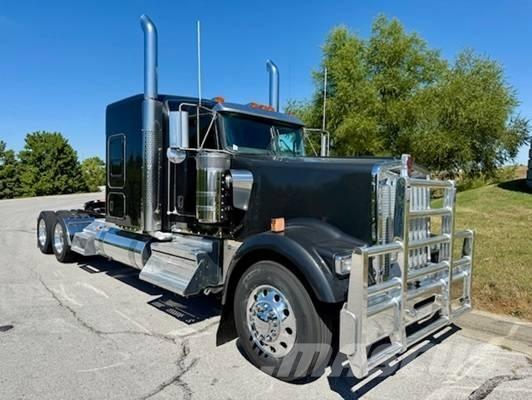 Kenworth W 900 Tractores (camiões)