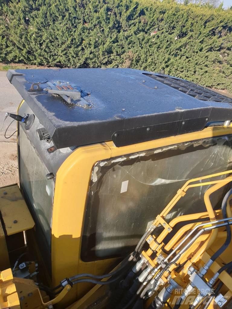 Komatsu PC490LC-11 Escavadoras de rastos