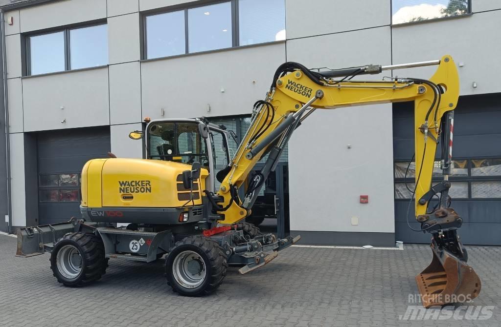 Wacker Neuson EW 100 Escavadoras de rodas