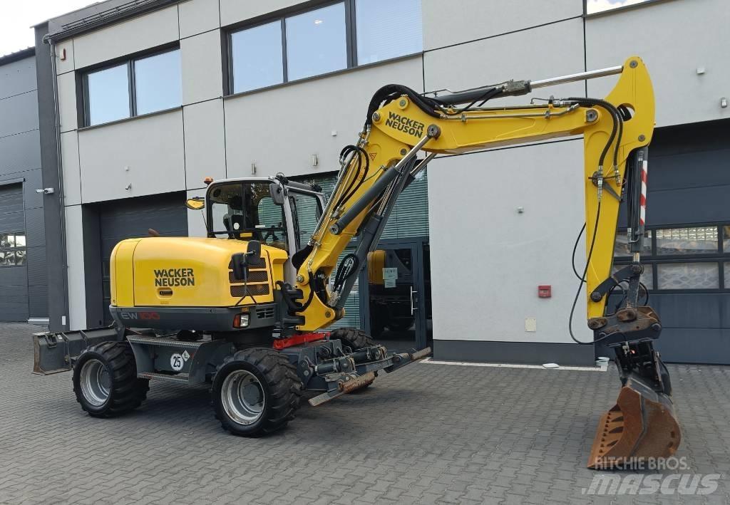 Wacker Neuson EW 100 Escavadoras de rodas