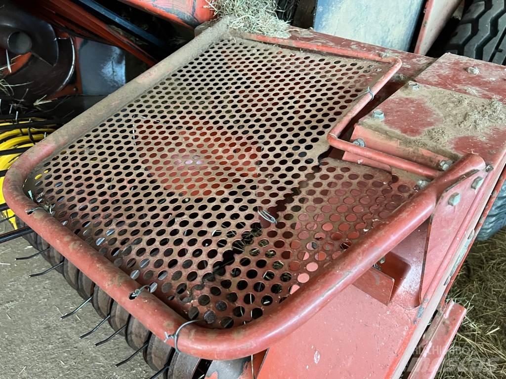Hesston 4600 Enfardadeira de fardos quadrados