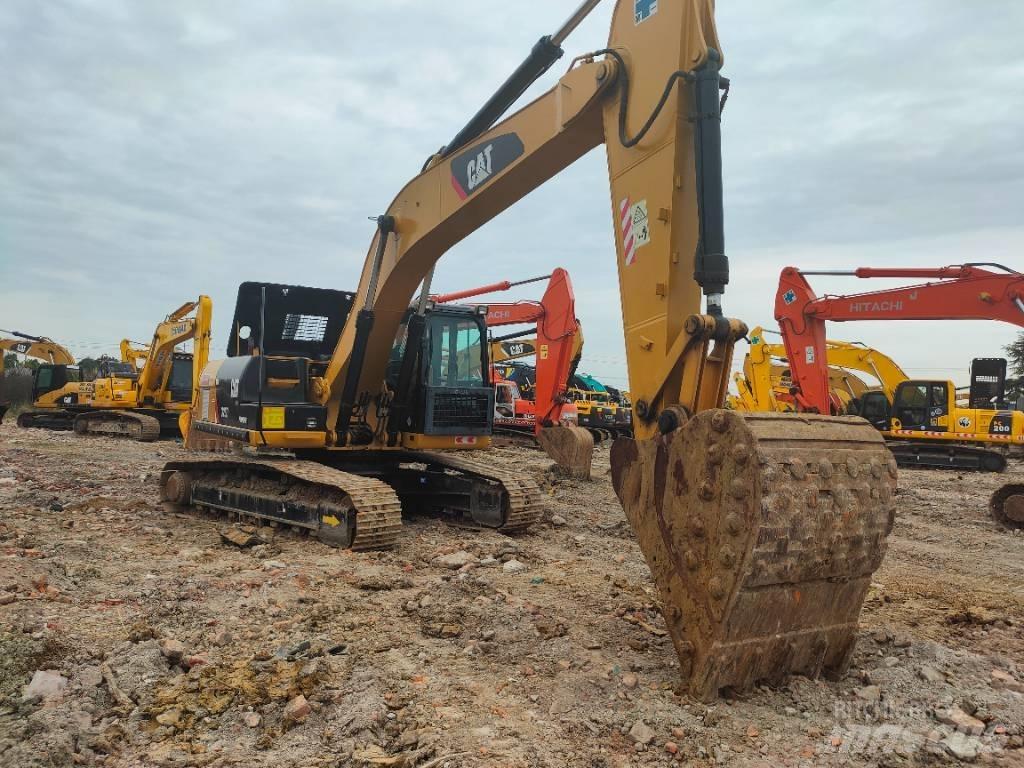 CAT 326D Escavadoras de rastos