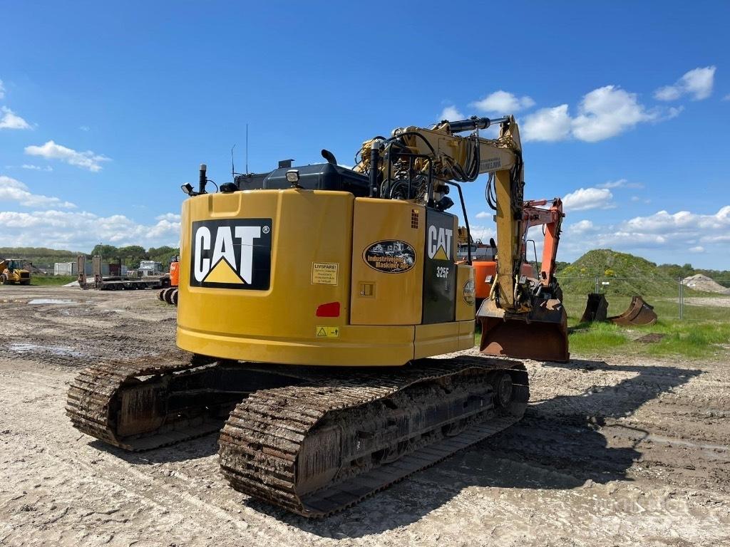 CAT 325 F Escavadoras de rastos