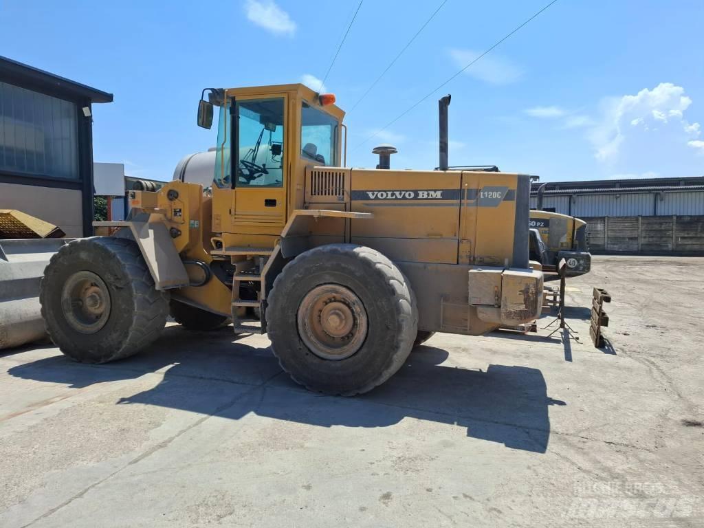 Volvo L 120 C Pás carregadoras de rodas