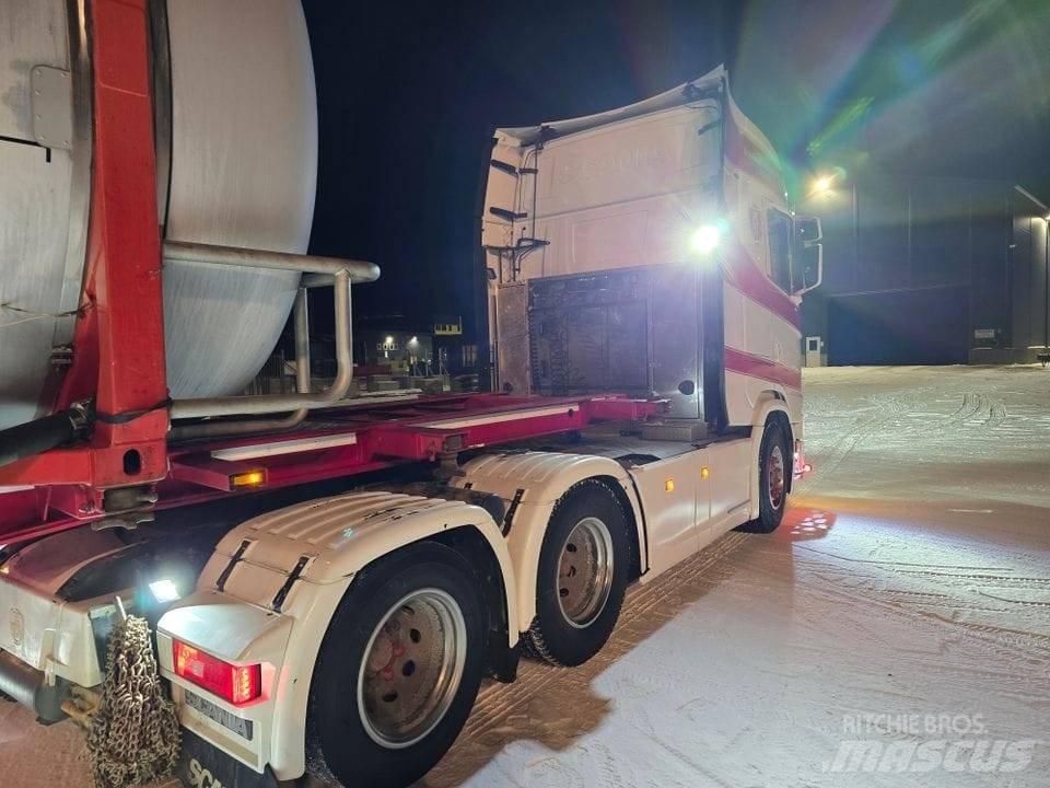 Scania 2018 Camiões de chassis e cabine