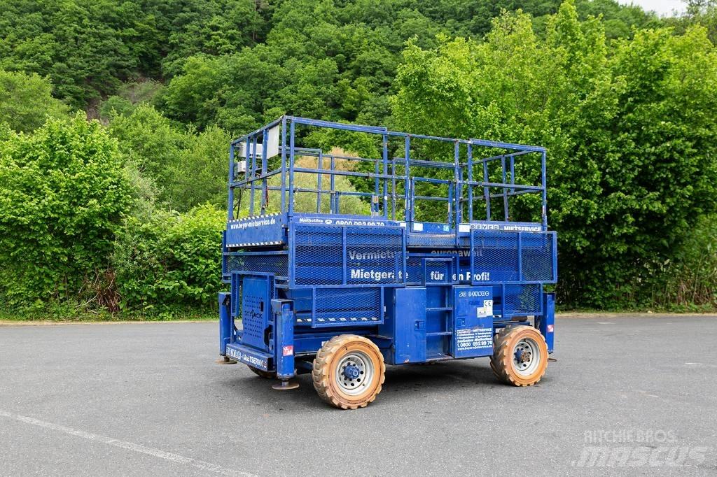 SkyJack 8841 RT Elevadores de tesoura