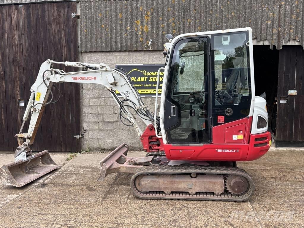 Takeuchi TB 230 Mini Escavadoras <7t