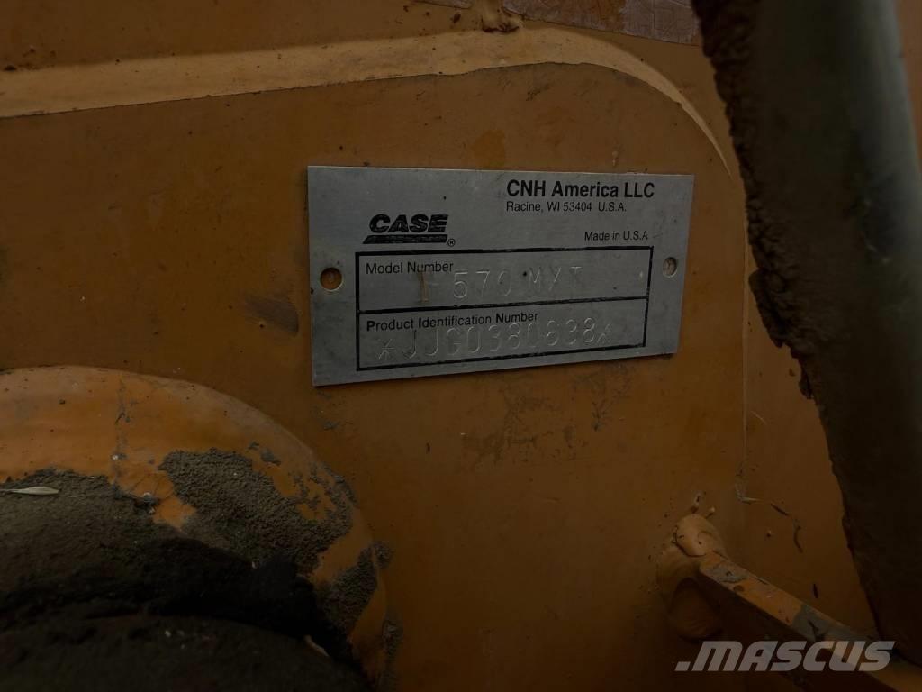 CASE 570 M XT Pás carregadoras de rodas