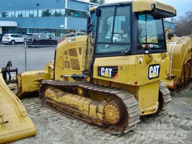 CAT D 3 K 2 XL Dozers - Tratores rastos