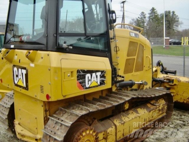 CAT D 3 K 2 XL Dozers - Tratores rastos
