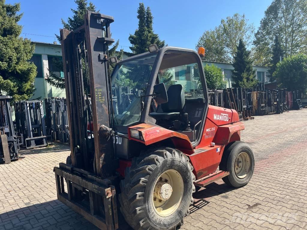 Manitou MC 30 V-4173 Empilhadores todo-terreno