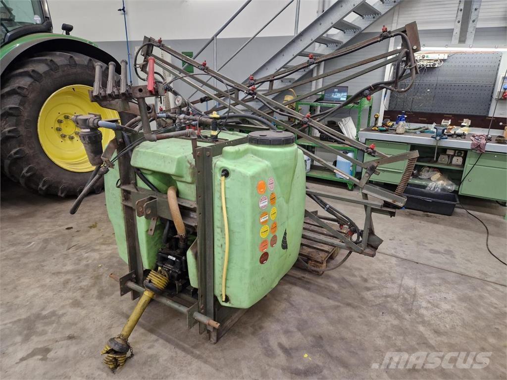 Tecnoma 800 Liter Pulverizadores rebocados