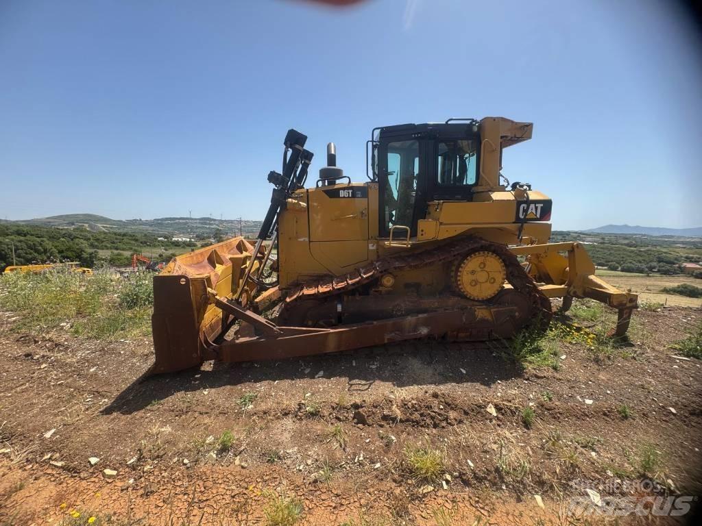 CAT D 6 T XL Dozers - Tratores rastos