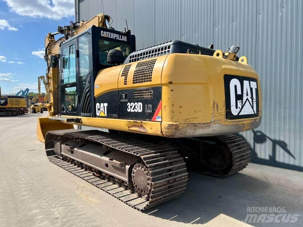 CAT 323D LN VA Escavadoras de rastos