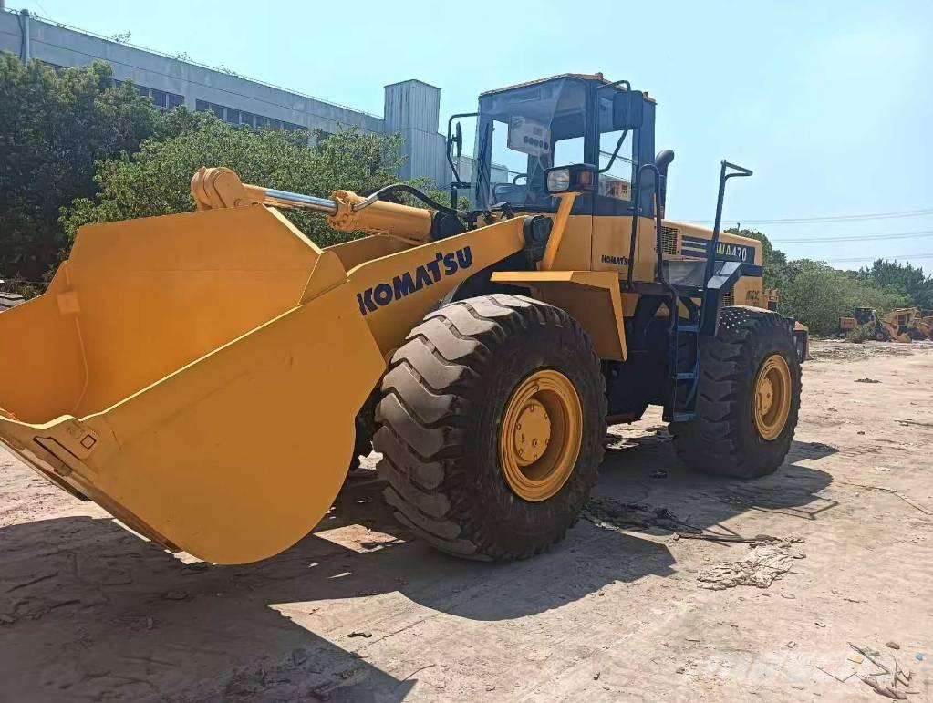 Komatsu WA 470-3 Pás carregadoras de rodas