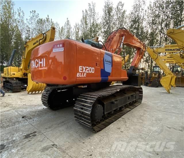 Hitachi EX 200-2 Escavadoras de rastos