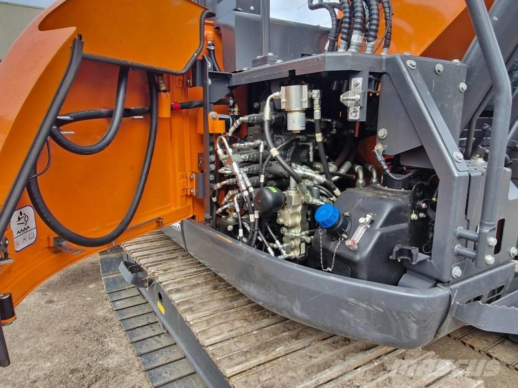 Develon DX 140 LCR-7 Escavadoras de rastos