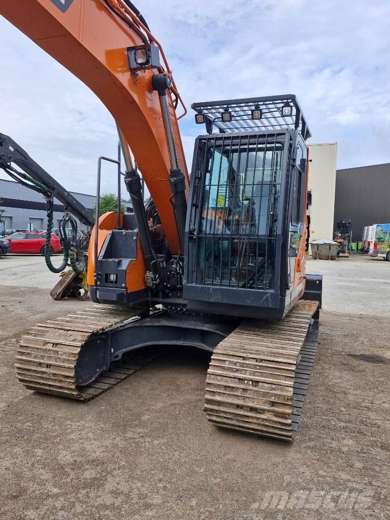 Develon DX 140 LCR-7 Escavadoras de rastos