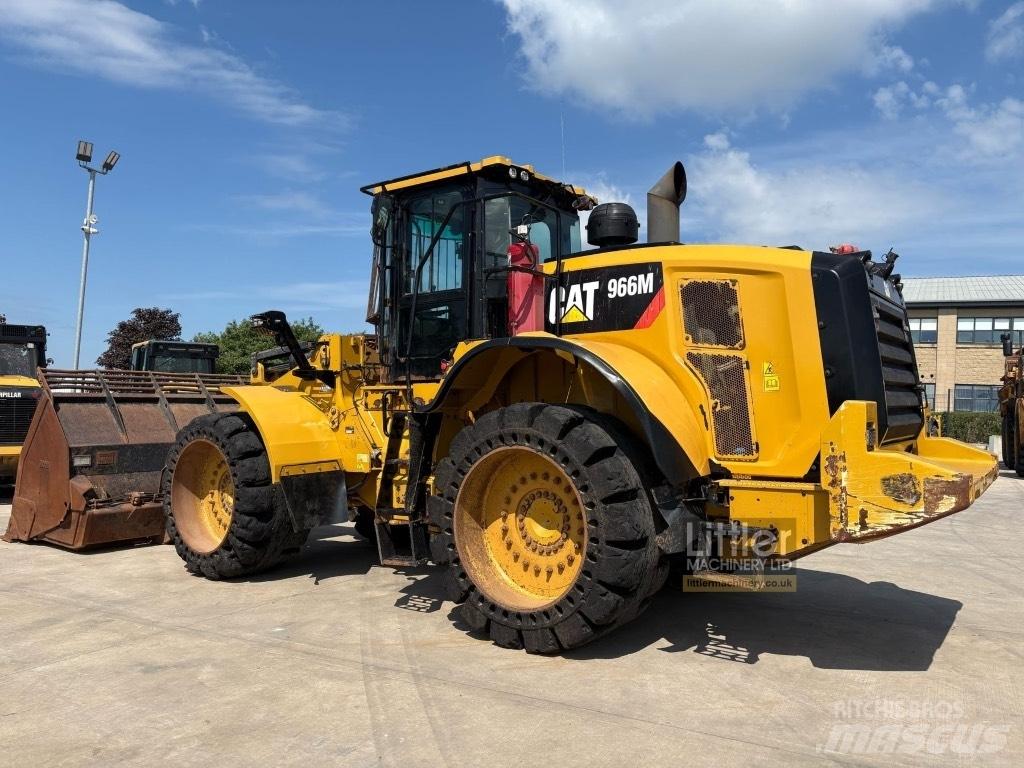 CAT 966 M Pás carregadoras de rodas