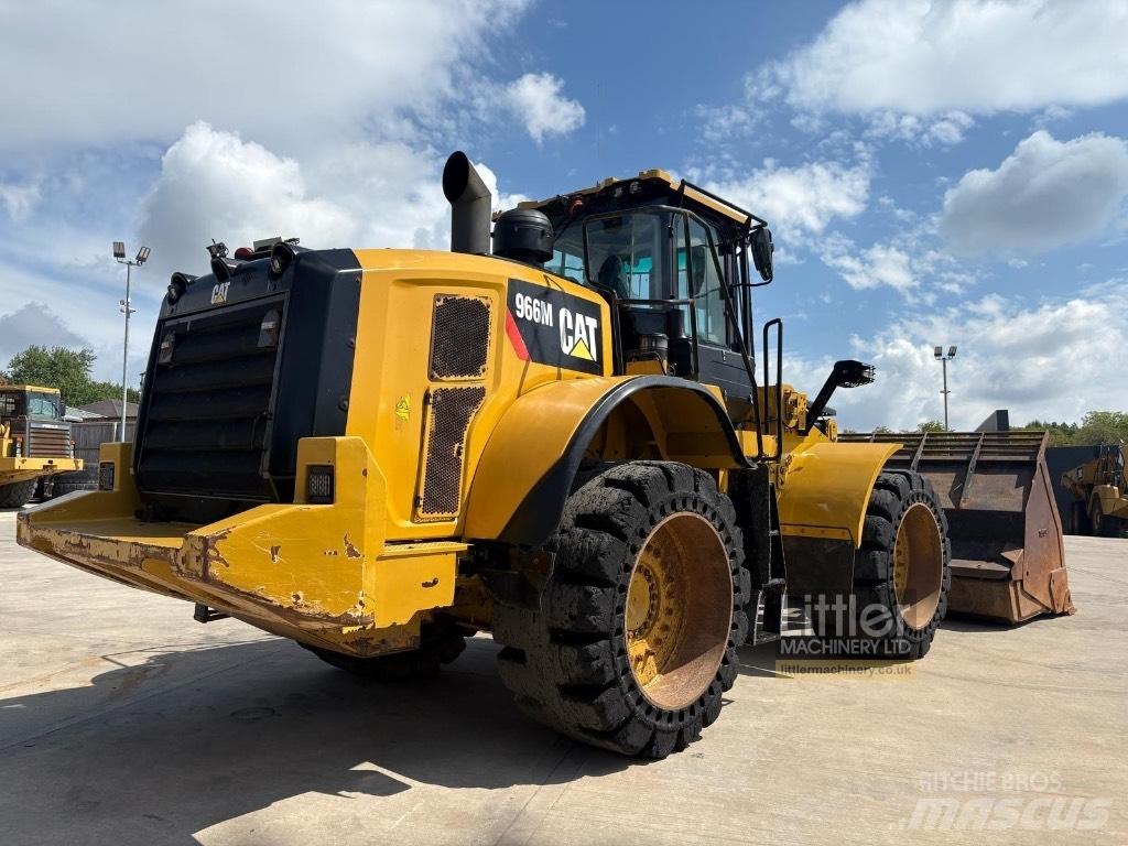 CAT 966 M Pás carregadoras de rodas
