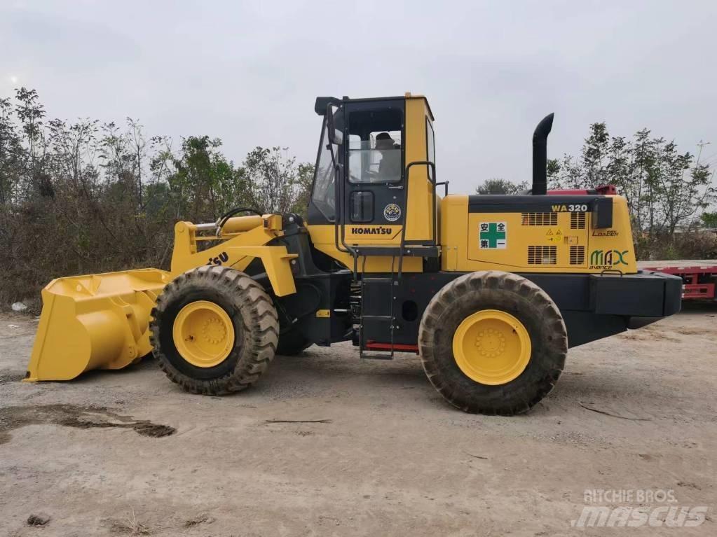 Komatsu WA 320-5 Pás carregadoras de rodas