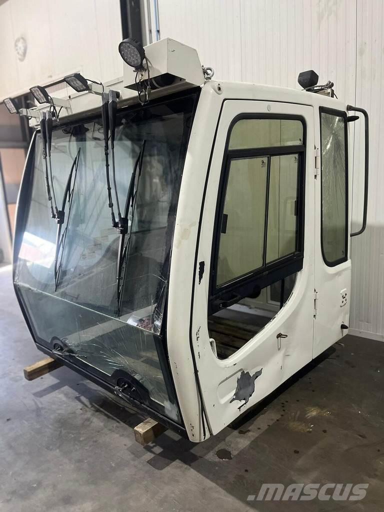 Liebherr Cabine Transportes - Outros
