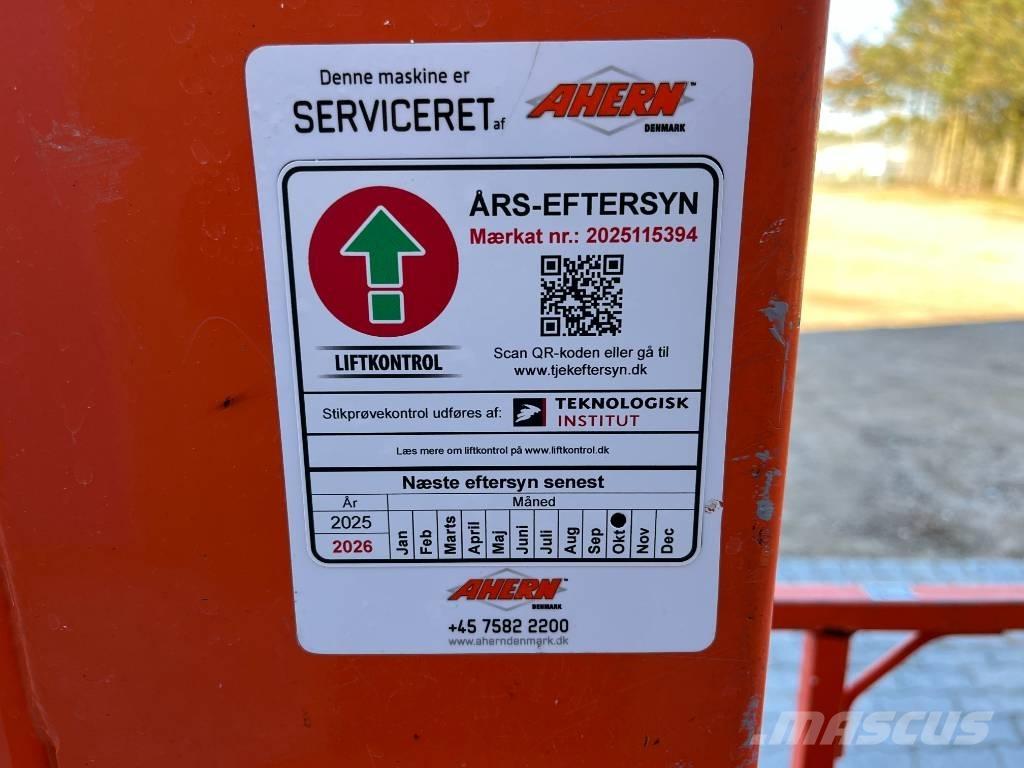 JLG 1230 ES Plataformas de Mastro Vertical