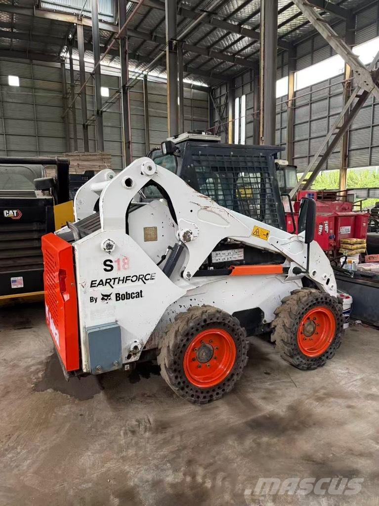 Bobcat S 18 Carregadoras de direcção deslizante