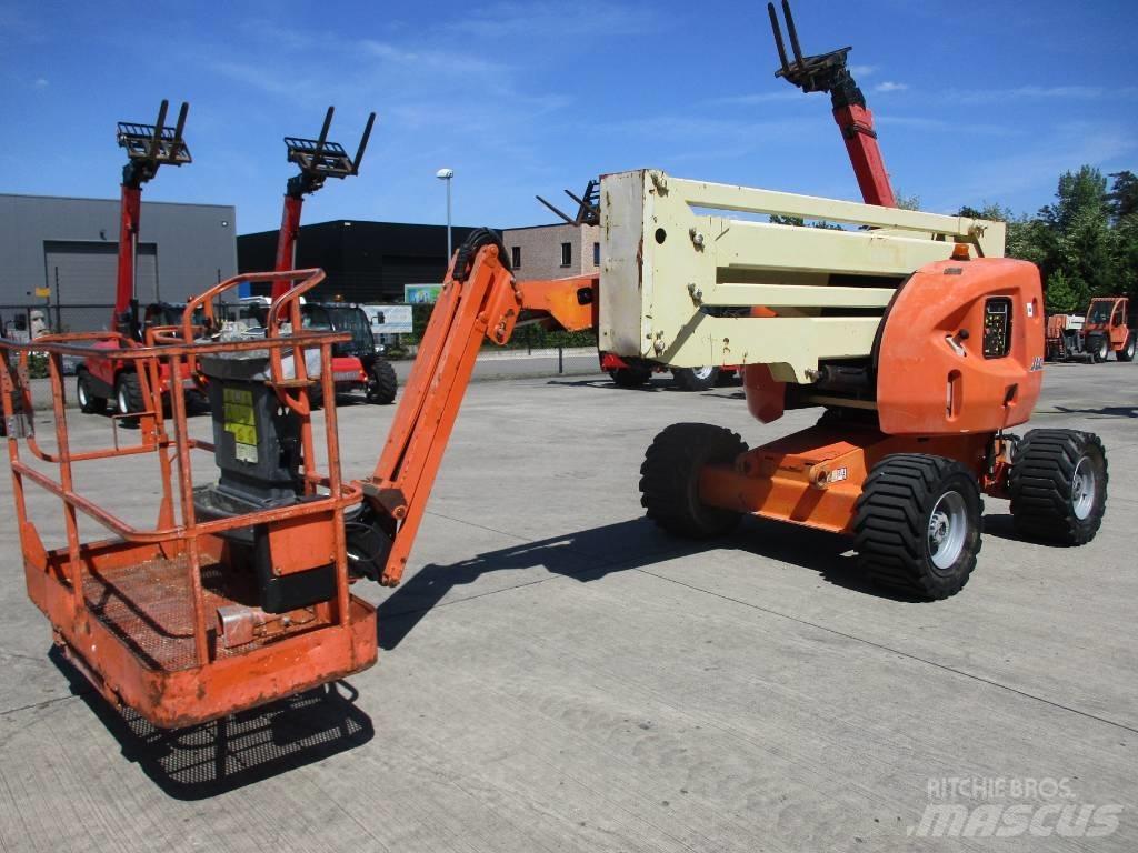 JLG 450AJ (901) Plataformas de braço compactas auto-propulsão
