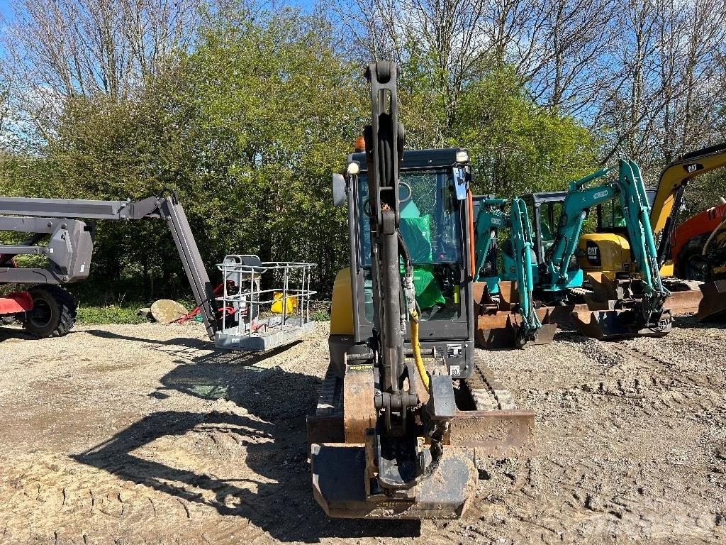 Volvo ECR 25 D Mini Escavadoras <7t