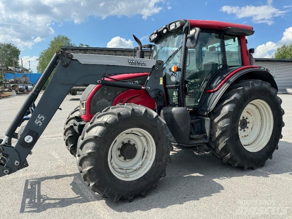 Valtra N141 Advance Tratores Agrícolas usados