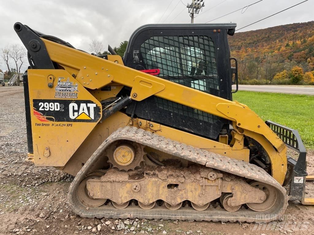 CAT 299 D 2 Carregadoras de direcção deslizante