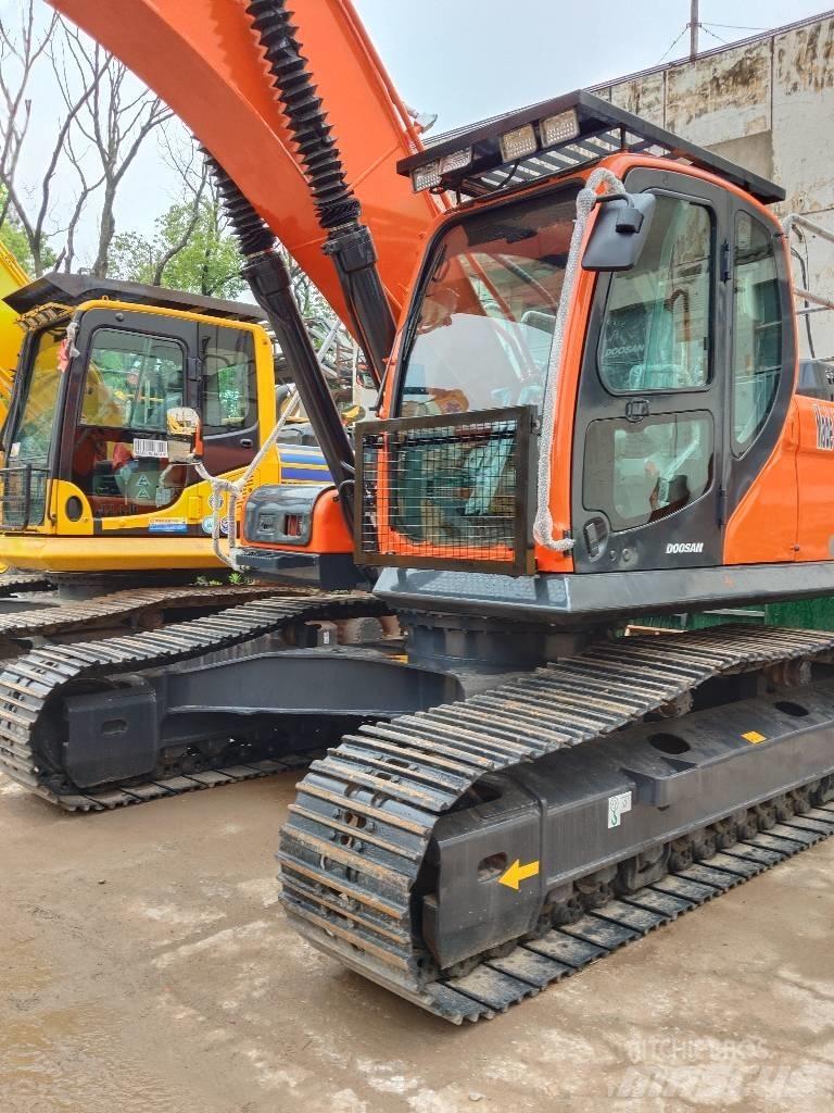 Doosan DX300 Escavadoras de rastos