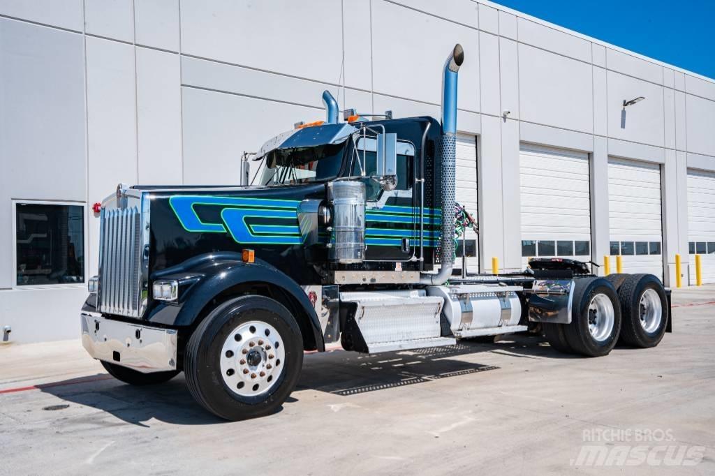 Kenworth W 900 Tractores (camiões)