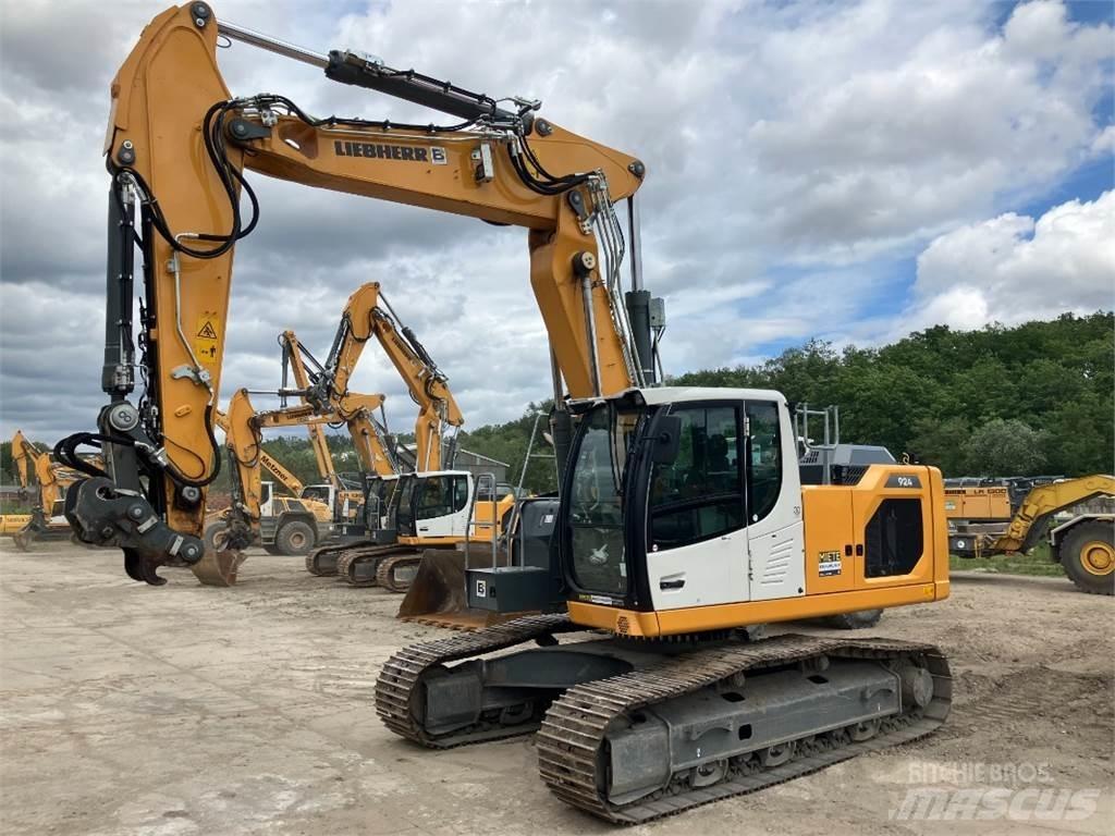 Liebherr R924 Escavadoras de rastos
