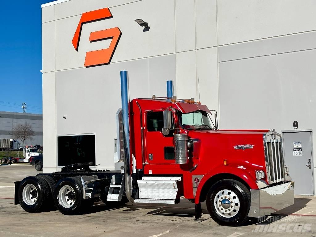 Kenworth W 900 Tractores (camiões)