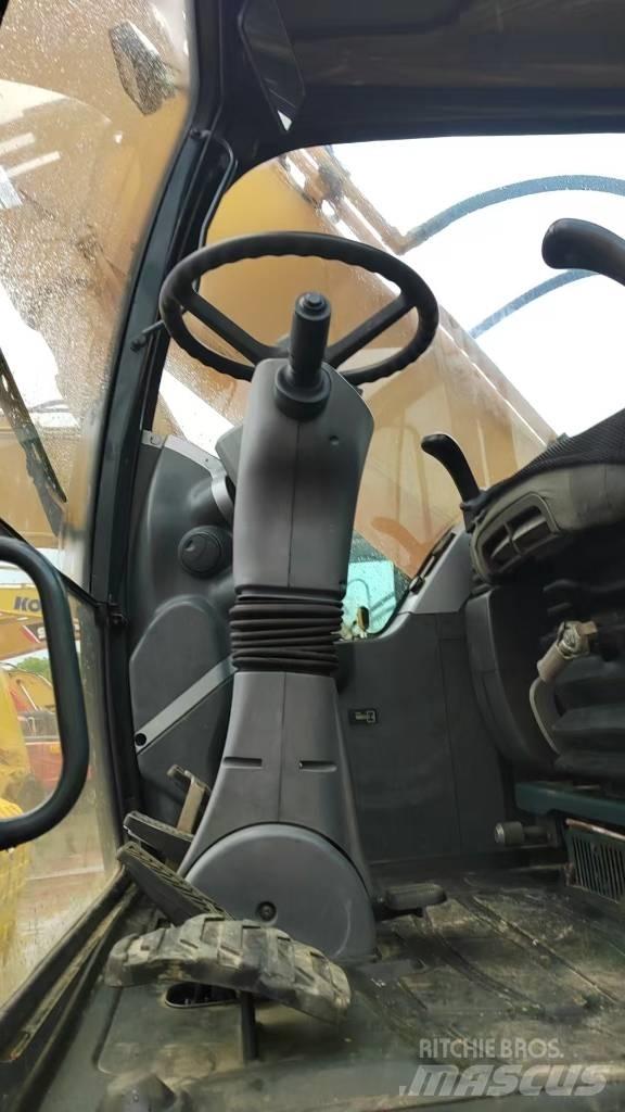 Hyundai 210W-9 Escavadoras de rodas