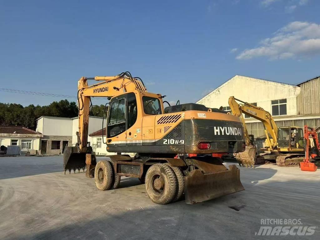 Hyundai 210W-9 Escavadoras de rodas
