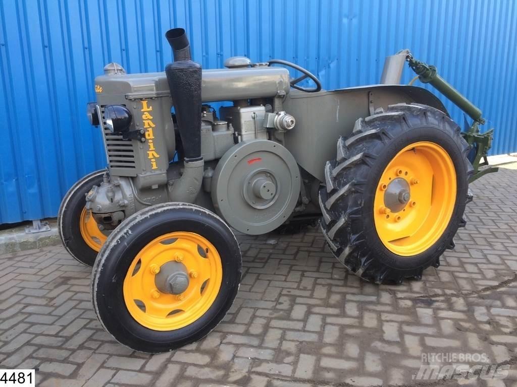 Landini Velite 2WD Tratores Agrícolas usados