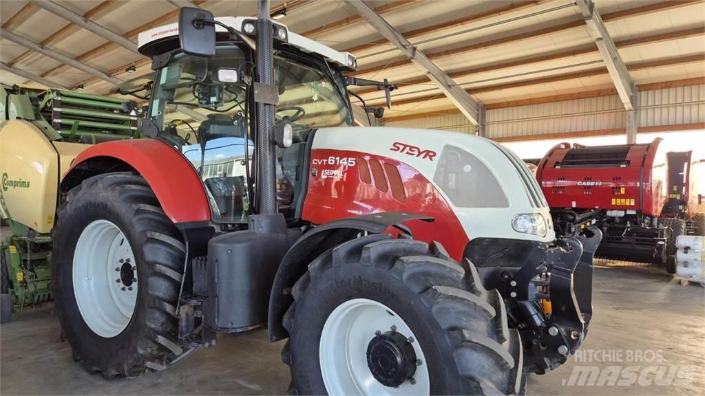 Steyr CVT 6145 Tratores Agrícolas usados