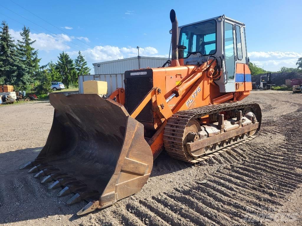 Fiat-Hitachi FL175 Pás Carregadoras de rastos