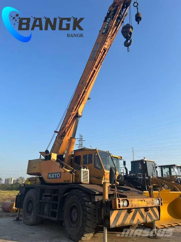 Kato KR 25 H Gruas Fora-de-estrada