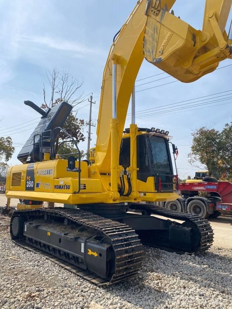 Komatsu 240LC-8 Escavadoras de rastos
