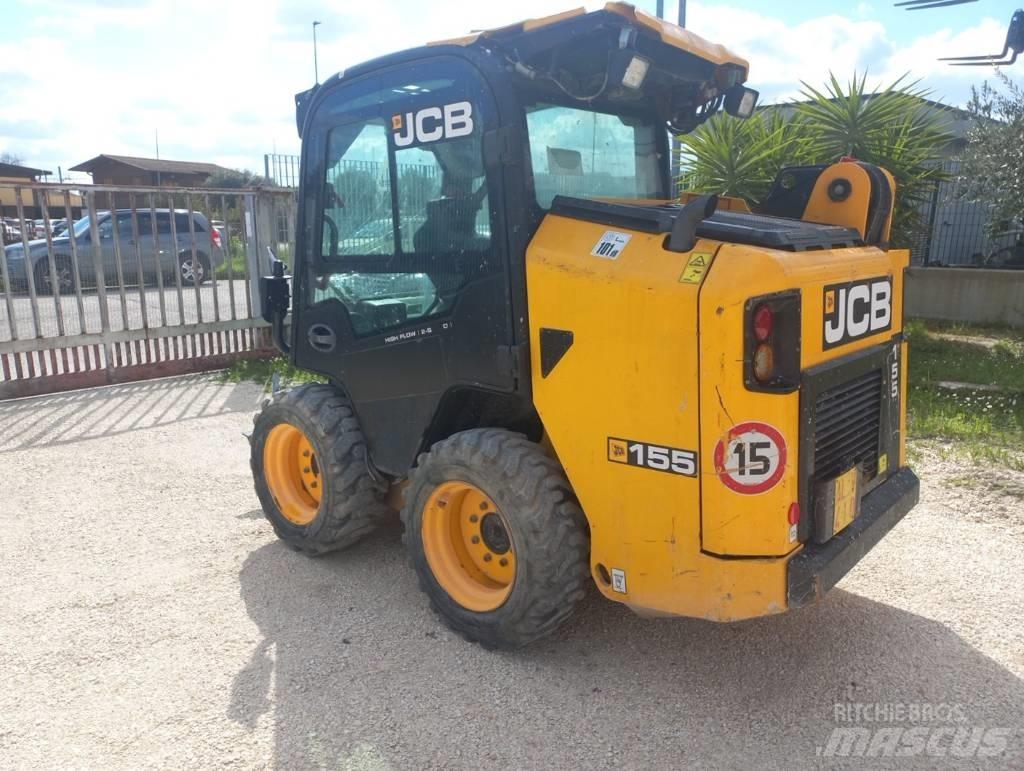 JCB 155 Carregadoras de direcção deslizante