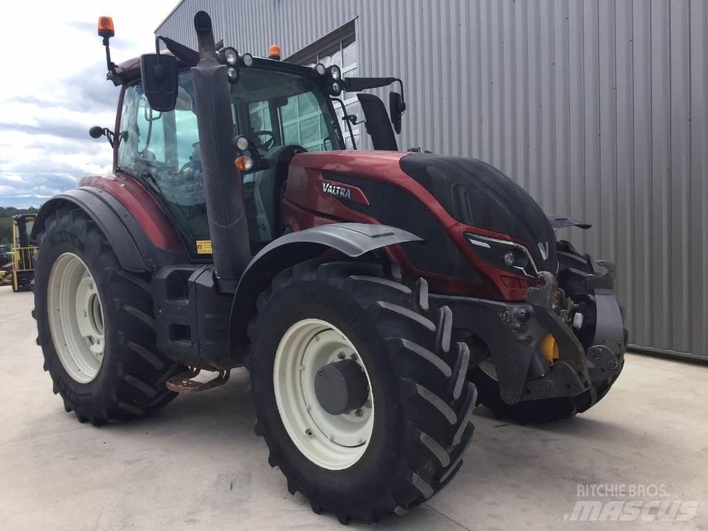 Valtra T194 Tratores Agrícolas usados
